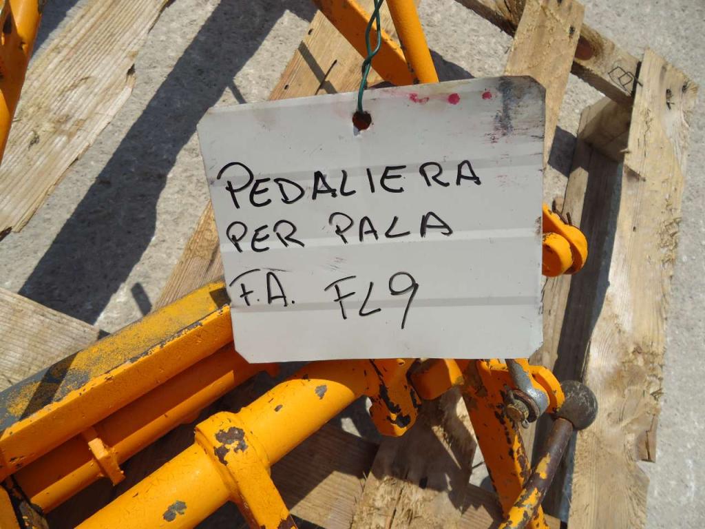 Pédalier pour Fiat Allis FL9 Photo 2
