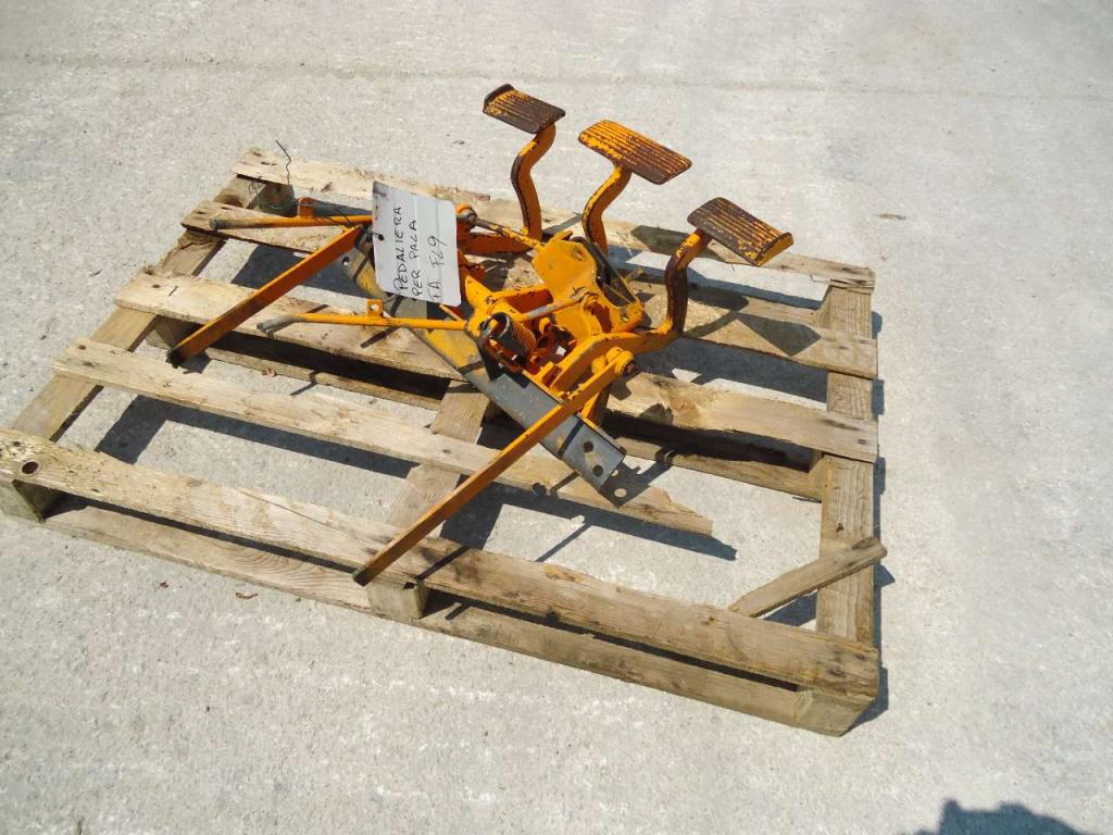 Pédalier pour Fiat Allis FL9 Photo 4