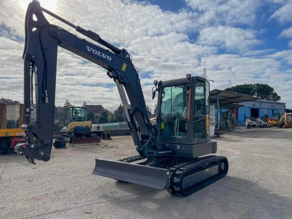 Volvo ECR58F Photo 4