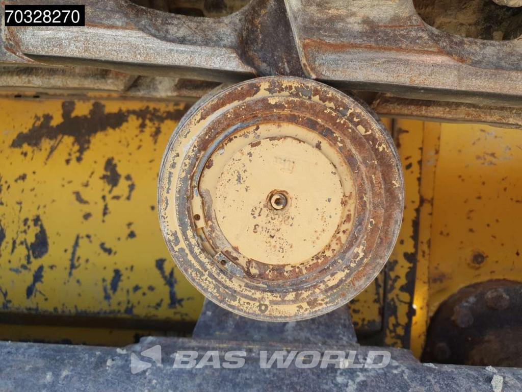 Komatsu D61 EX -15 Ripper Photo 29