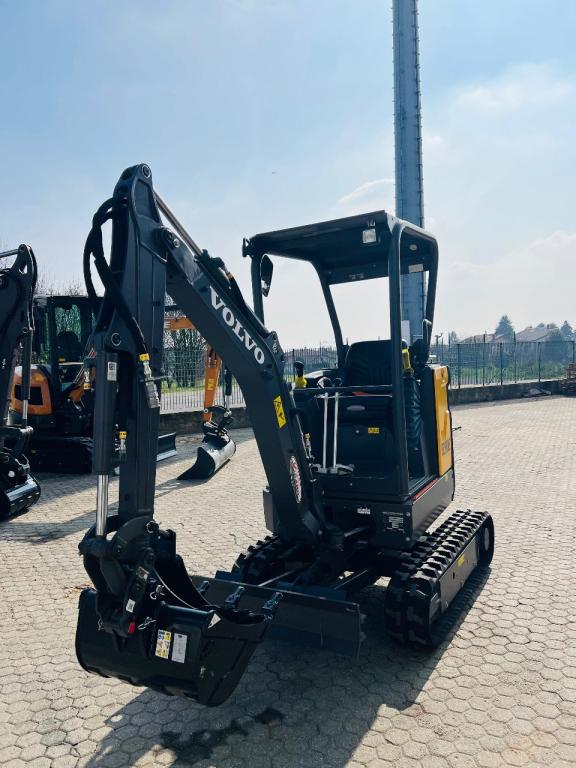 Volvo ECR18E Photo 2