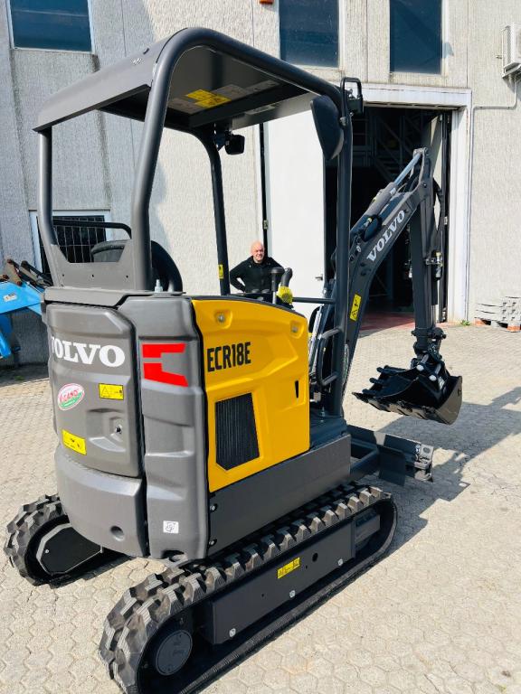 Volvo ECR18E Photo 3