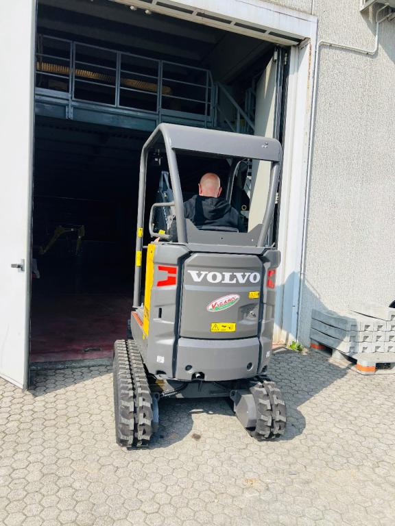 Volvo ECR18E Photo 4