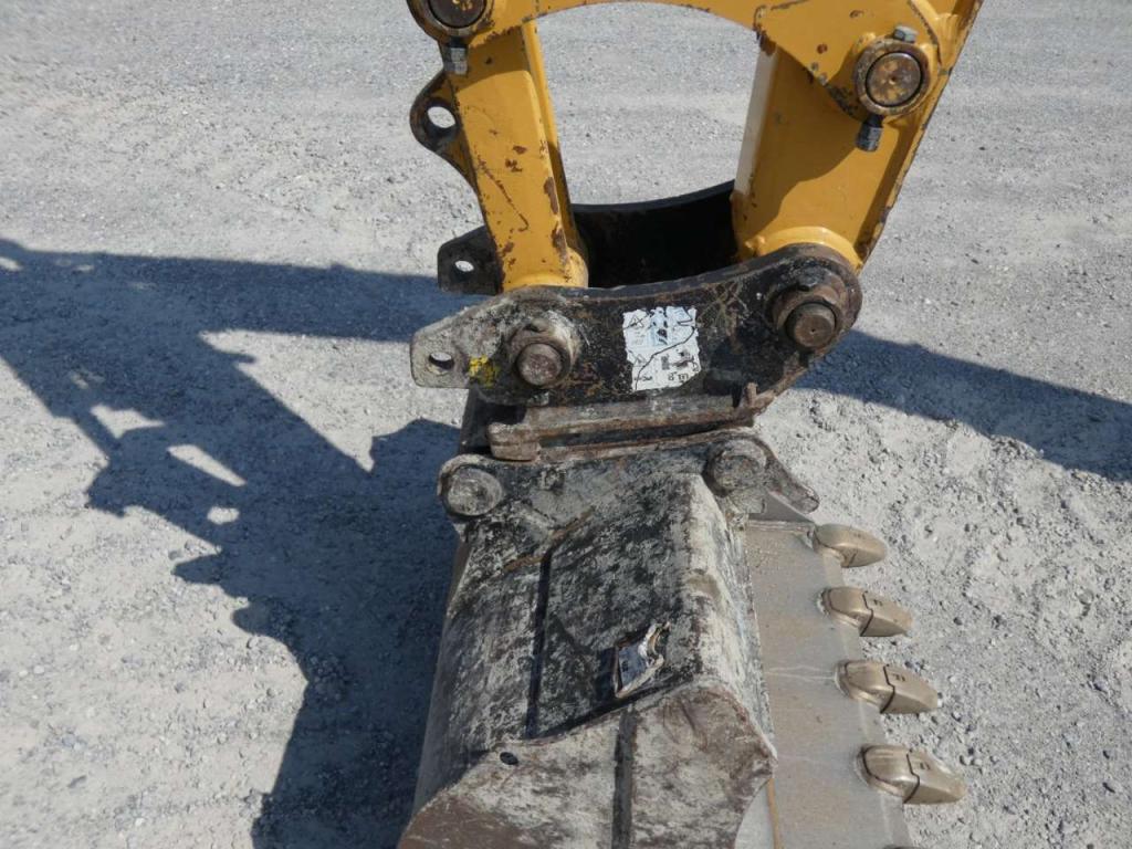 Caterpillar 205 CR Photo 11