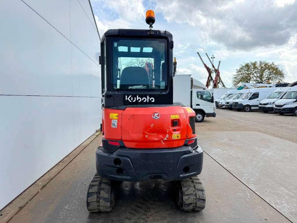 Kubota KX037-4 - Hammer Lines / Quick Coupler Photo 4