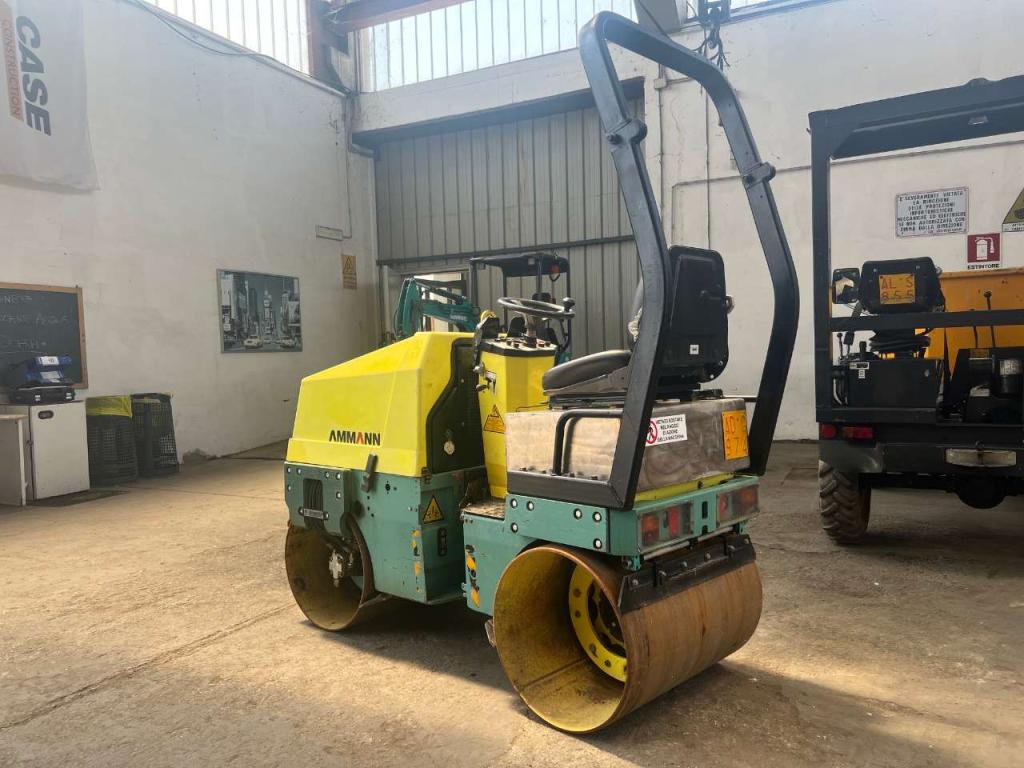 Ammann AV12E Photo 2