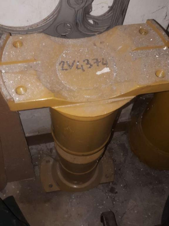 2V4374 Arbre de transmission pour Caterpillar CAT 980C Photo 1