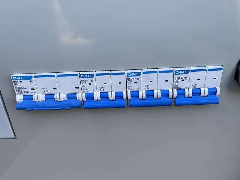 Cummins 220 kVA Photo 13