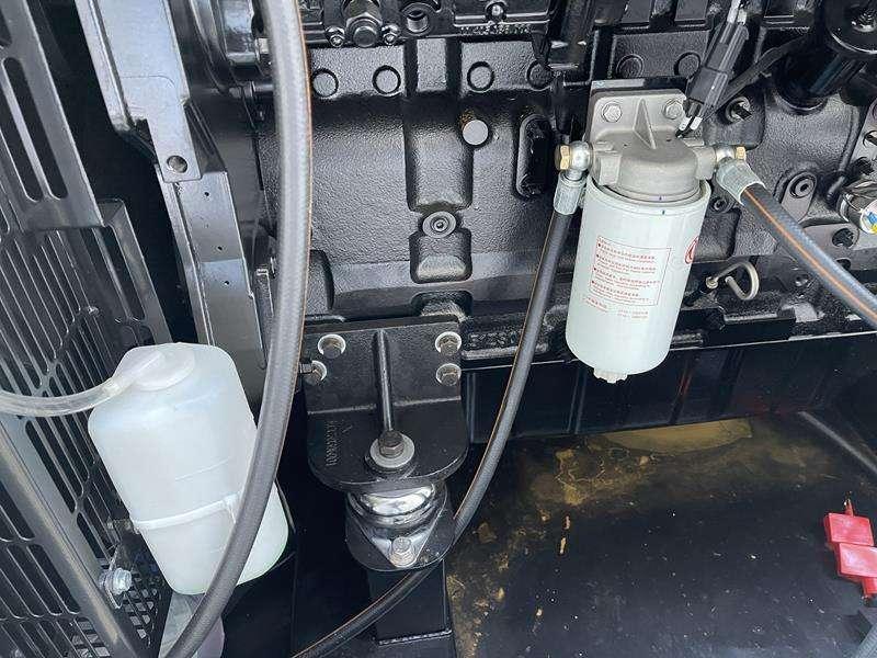 Cummins 220 kVA Photo 18
