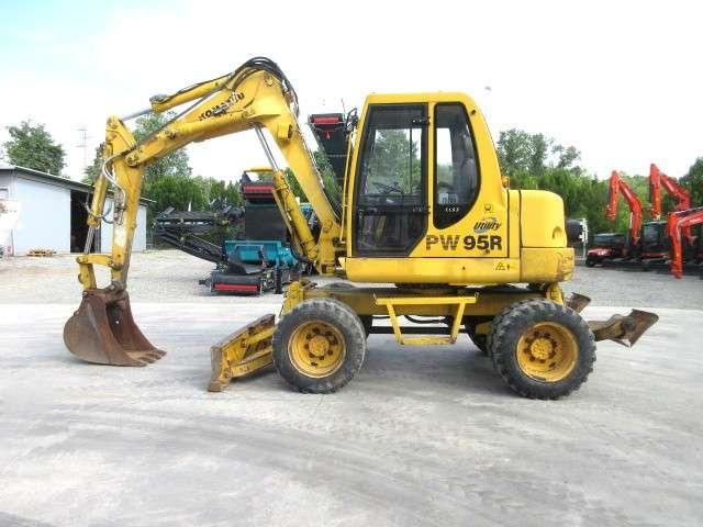 Komatsu PW95-R Photo 1