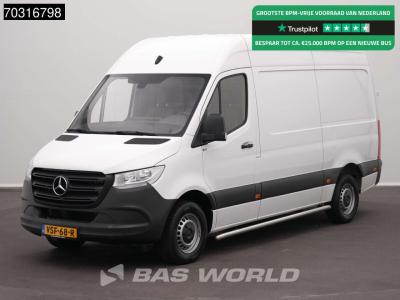 Mercedes-Benz Sprinter 311 CDI L2H2 Trekhaak Airco Cruise Camera MBUX CarPlay Parkeersensoren v+a Euro6 L2 Airco en vente par BAS World B.V.