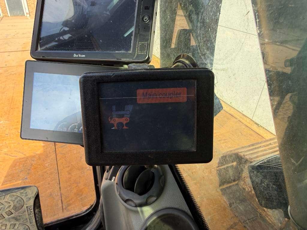Liebherr R930 LC V - FULL SPEC / OilQuick / Joystick Ride Photo 15
