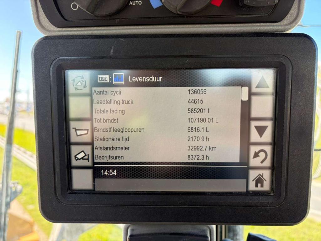 Caterpillar 950M Photo 21