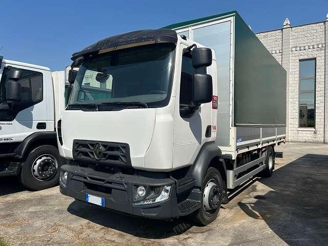 Renault D13 Photo 1