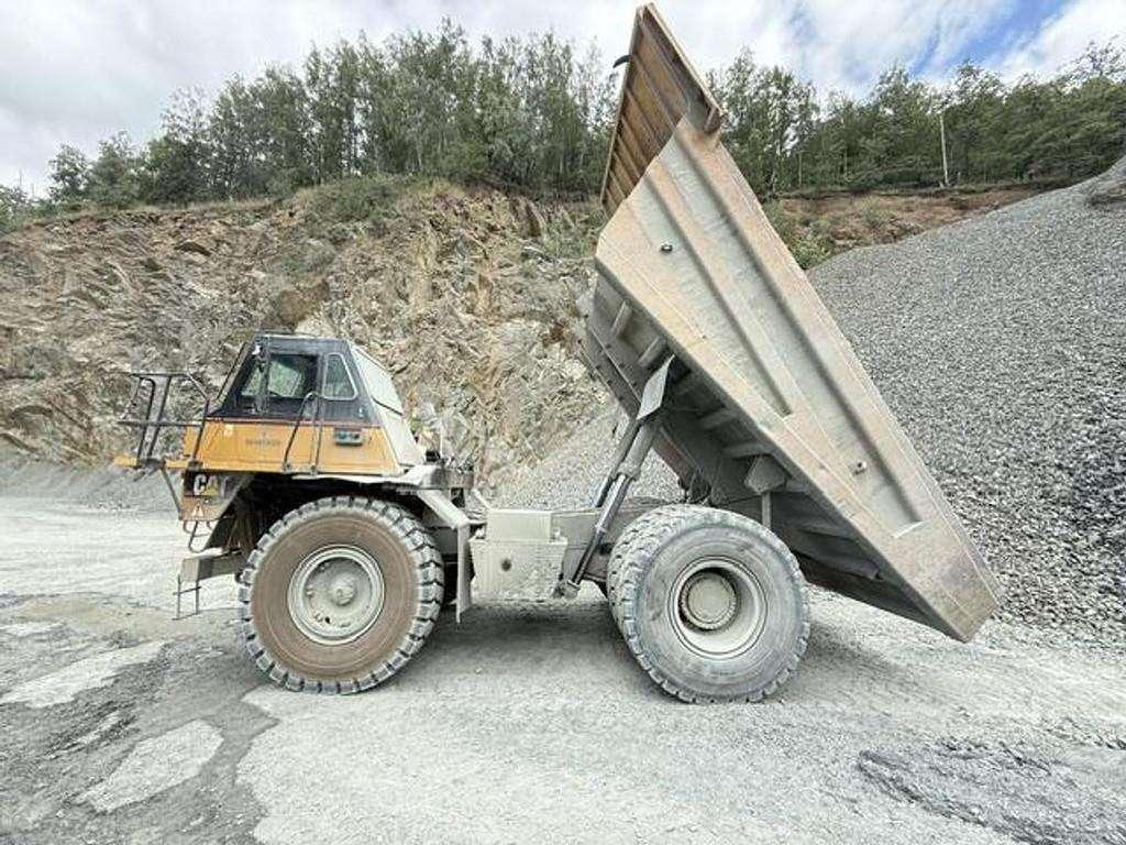 Caterpillar 775D Photo 1