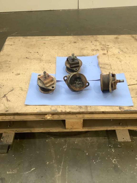 Base de cabine pour Fiat Hitachi EX 235 Photo 1