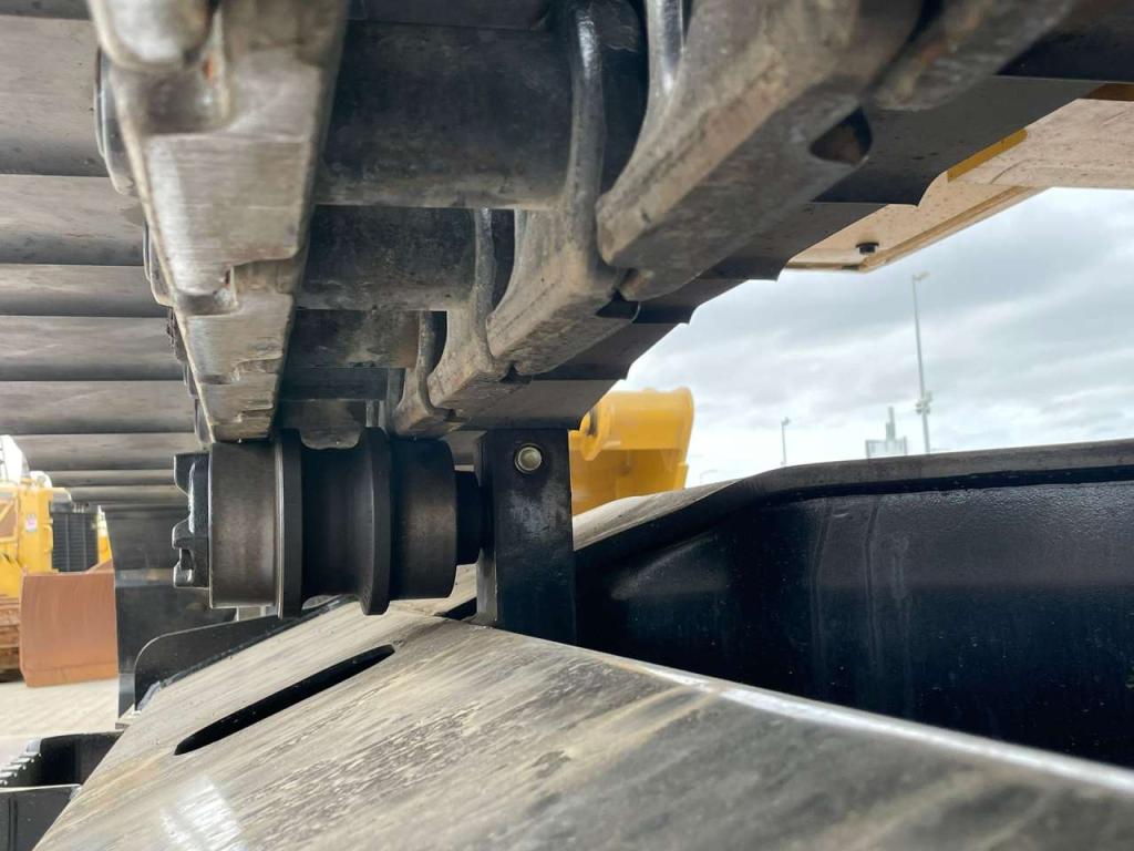 Caterpillar 323D3 Photo 14