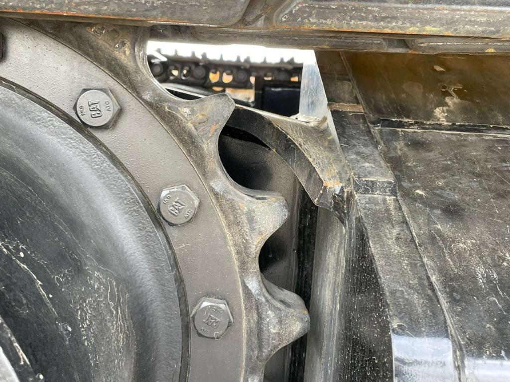 Caterpillar 323D3 Photo 20