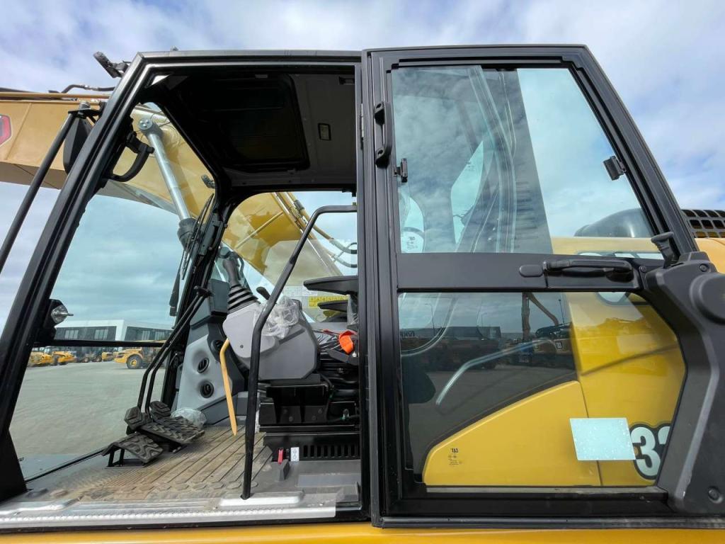 Caterpillar 323D3 Photo 22