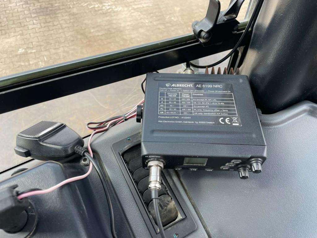 Caterpillar D2 LGP 12A | LEICA GPS Photo 23