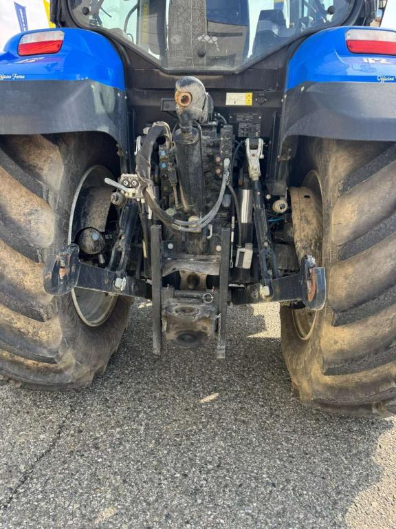 New Holland T6.180 DYNAMIC COMMAND Photo 3