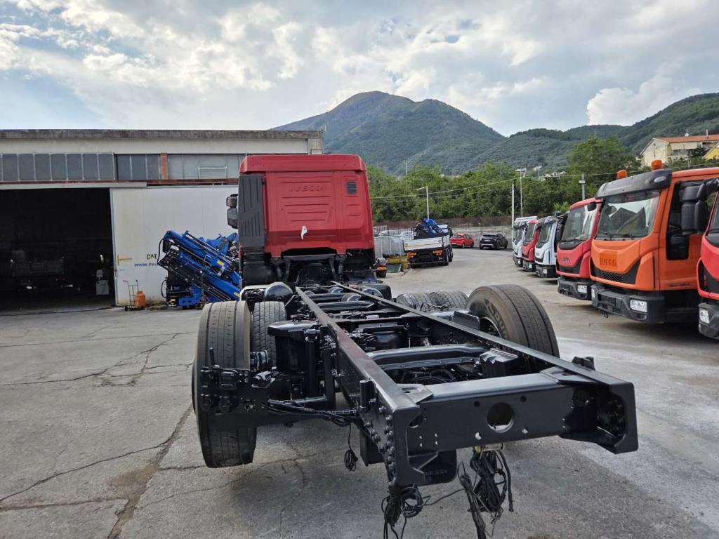 Iveco HI-WAY AS260S42Y Photo 15