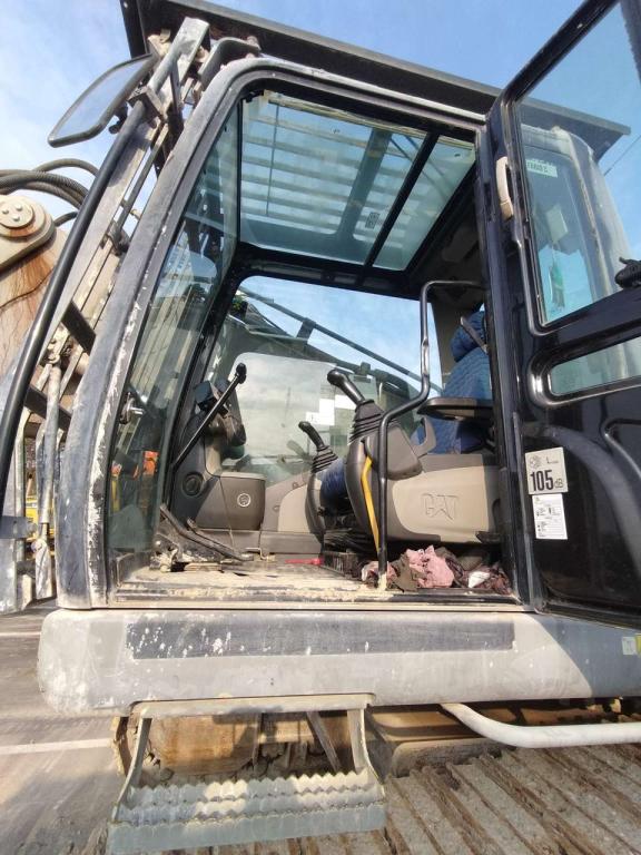 Caterpillar 330DL Photo 3