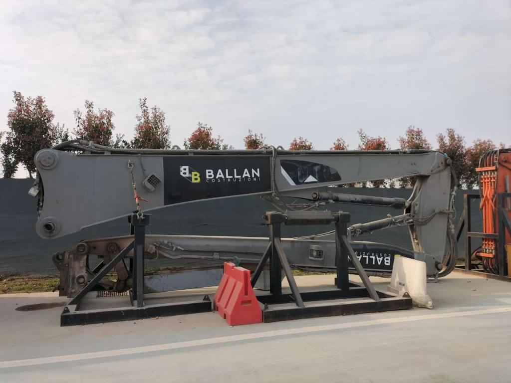 Caterpillar 330DL Photo 5