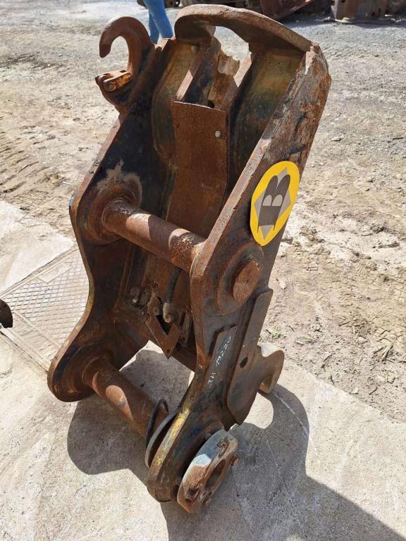 S1 for 20-25 ton excavators Attache rapide hydraulique Photo 3