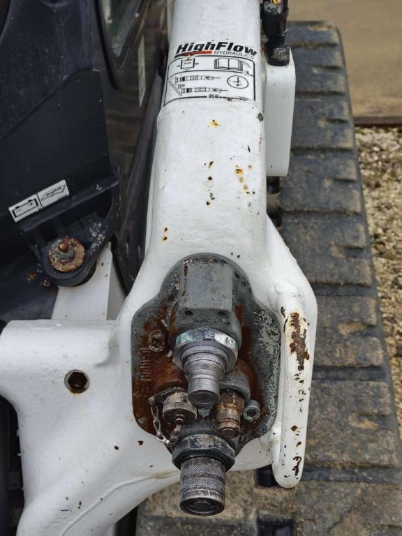 Bobcat T 66 Photo 13