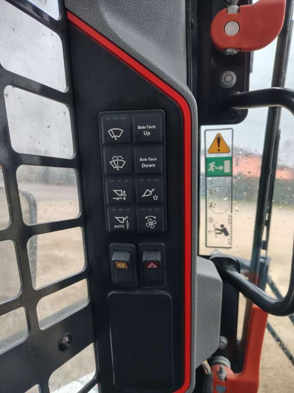 Bobcat T 66 Photo 26