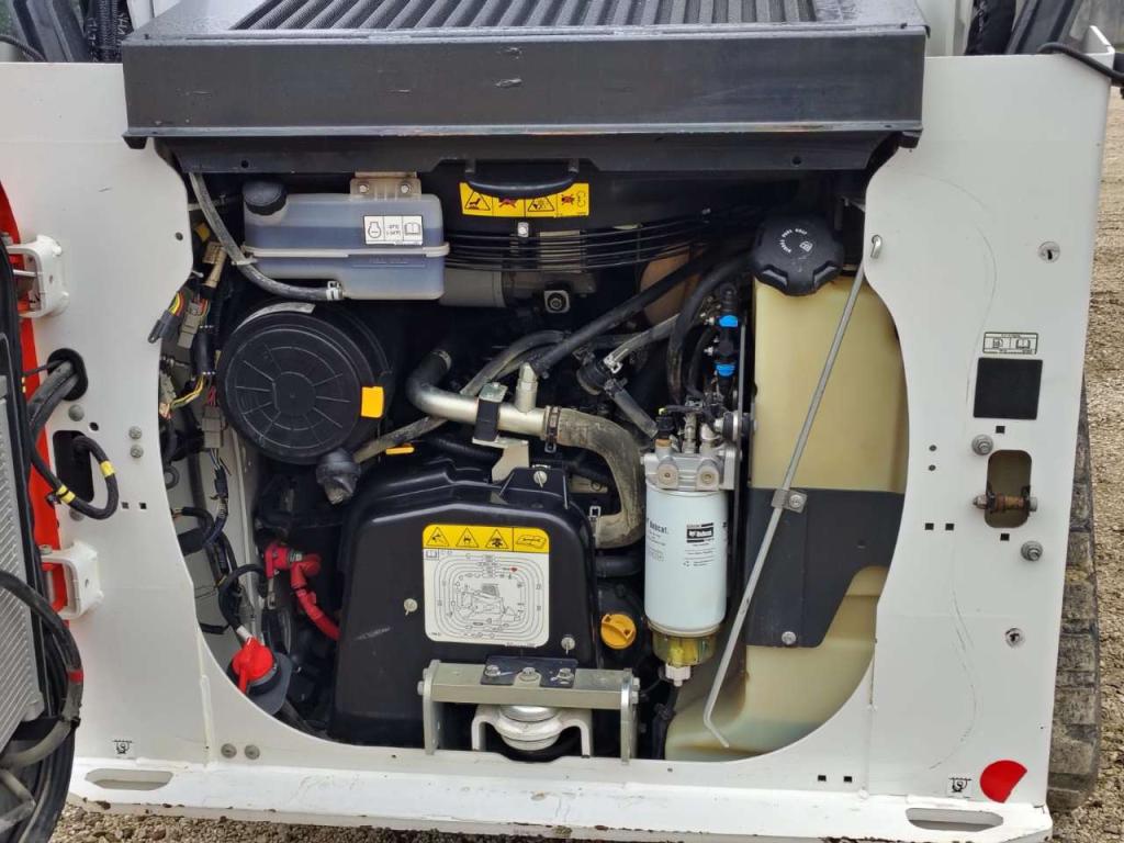 Bobcat T 66 Photo 9