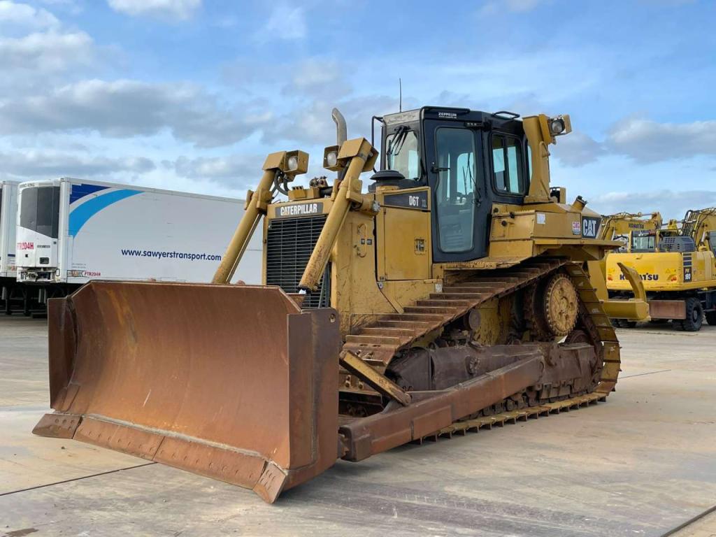 Caterpillar D6T XL New ripper Photo 2