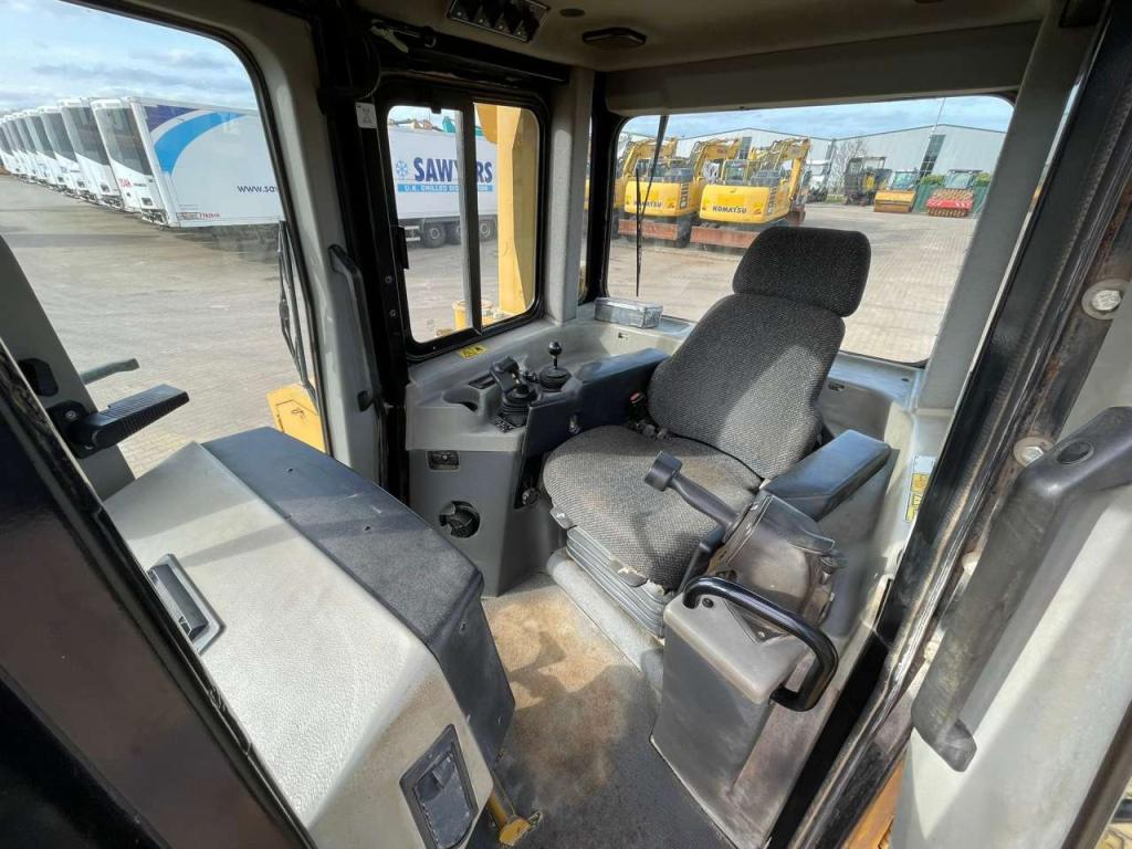 Caterpillar D6T XL New ripper Photo 23