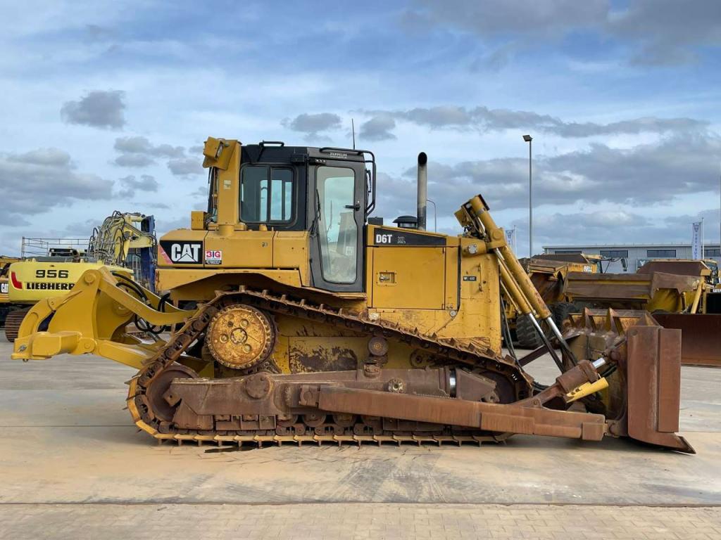 Caterpillar D6T XL New ripper Photo 8