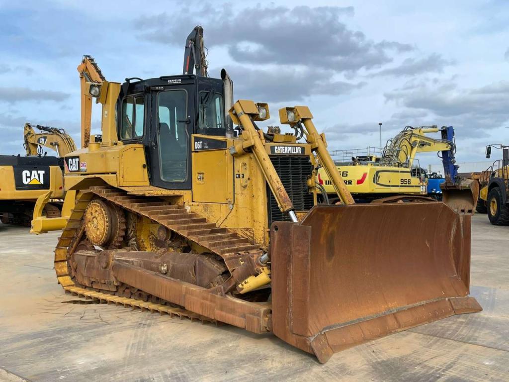 Caterpillar D6T XL New ripper Photo 9