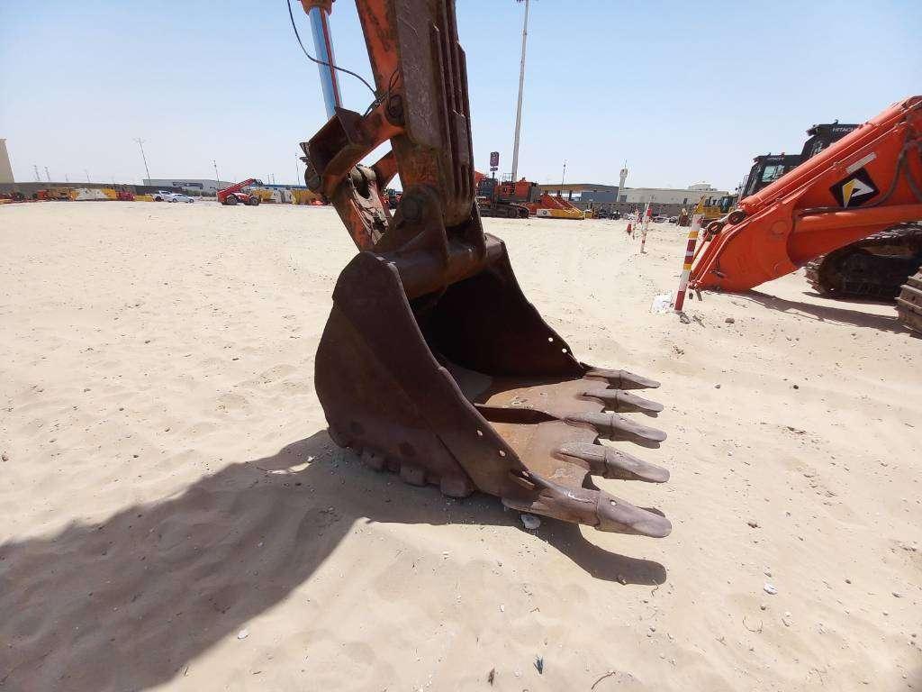 Hitachi ZX870 LC H-5G (Saudi Arabia) Photo 2