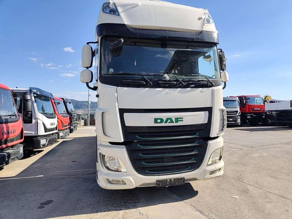 Daf XF440 Photo 26