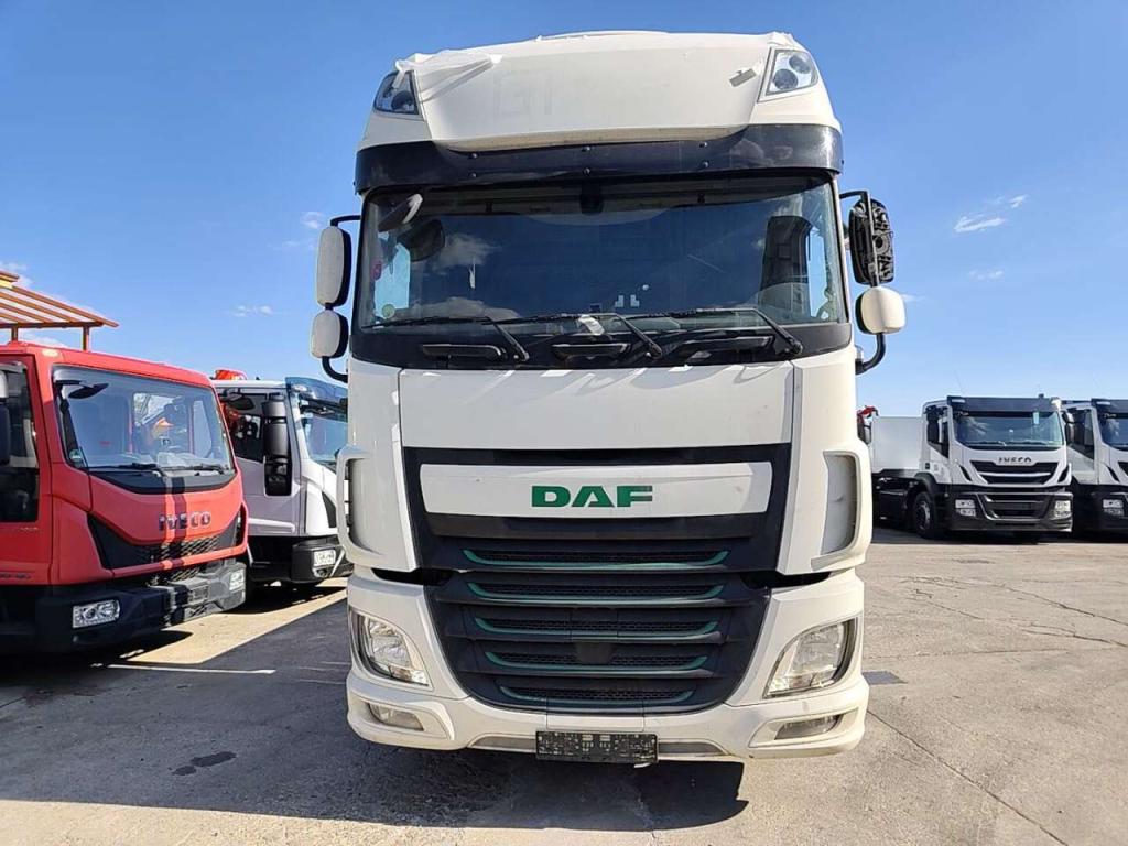 Daf XF440 Photo 28