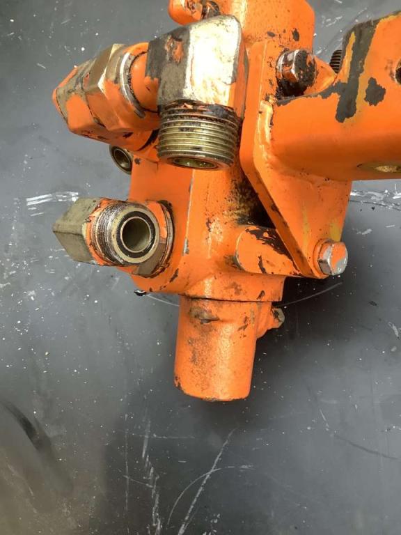 Distributeur hydraulique pour Fiat Hitachi EX 235 Photo 5