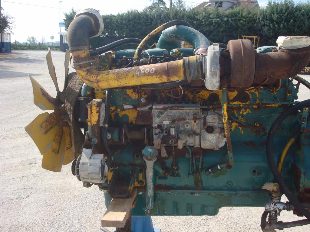Moteur à combustion pour Volvo TD100A Photo 1