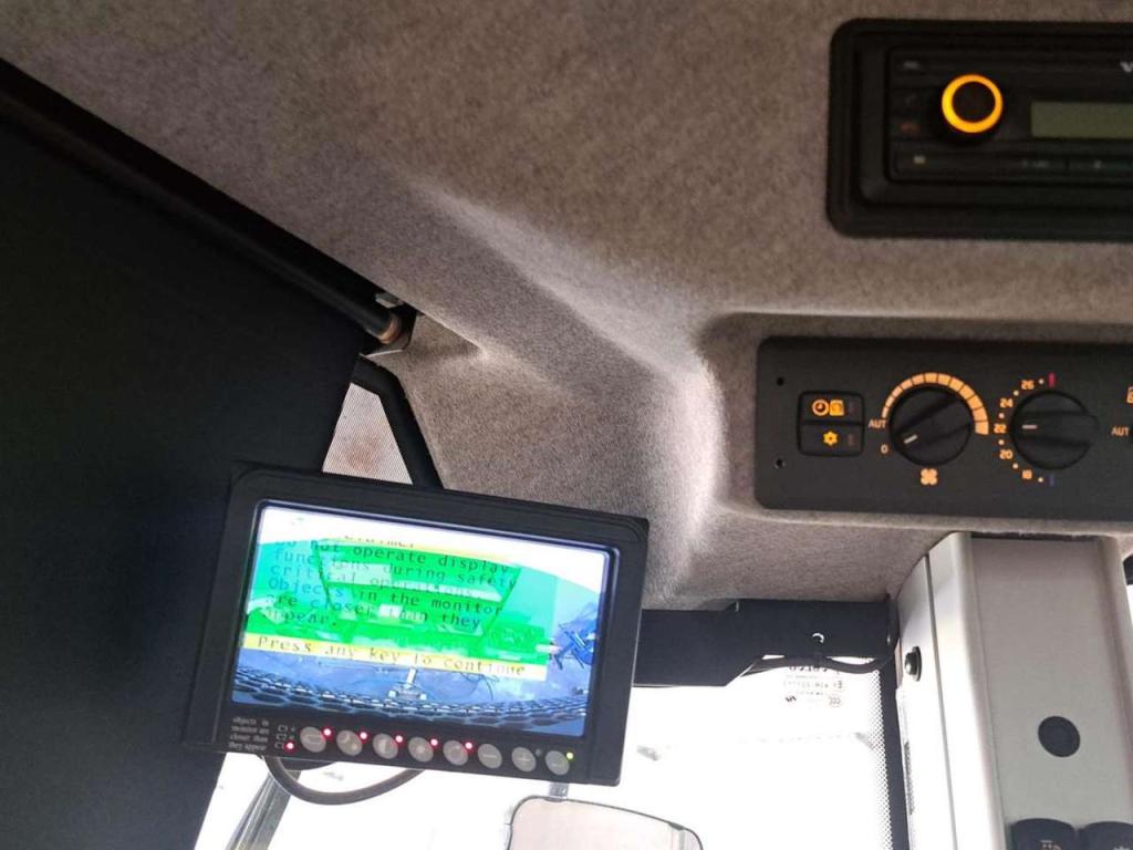 Volvo L120H Photo 26