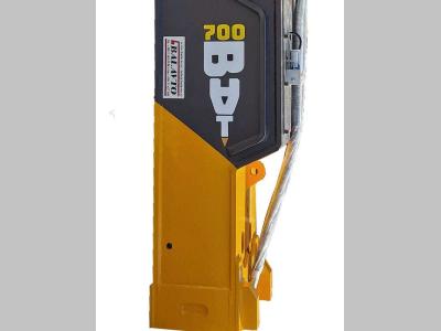 Other manufacturers BAT 700 en vente par Balavto