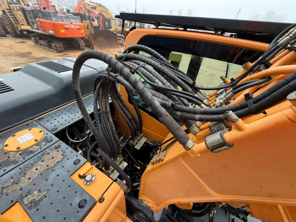 Hyundai Robex 180W-9A Photo 25