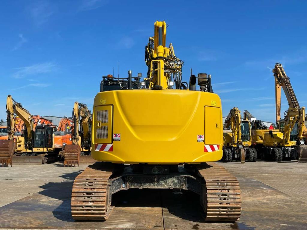 Hitachi ZX225USLC-6 Photo 4