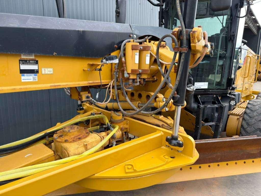 Caterpillar 140M2 Photo 16