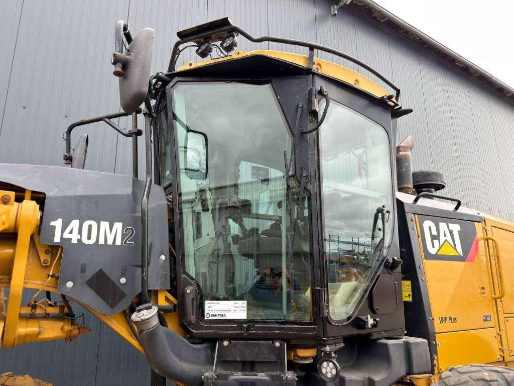 Caterpillar 140M2 Photo 8