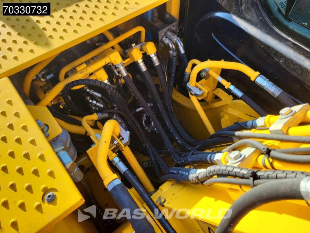 JCB JS145 W Photo 14