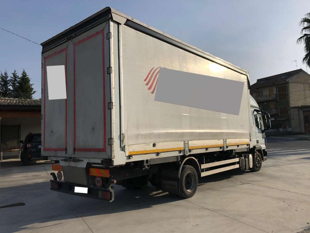 Iveco EUROCARGO 100E22 Photo 2