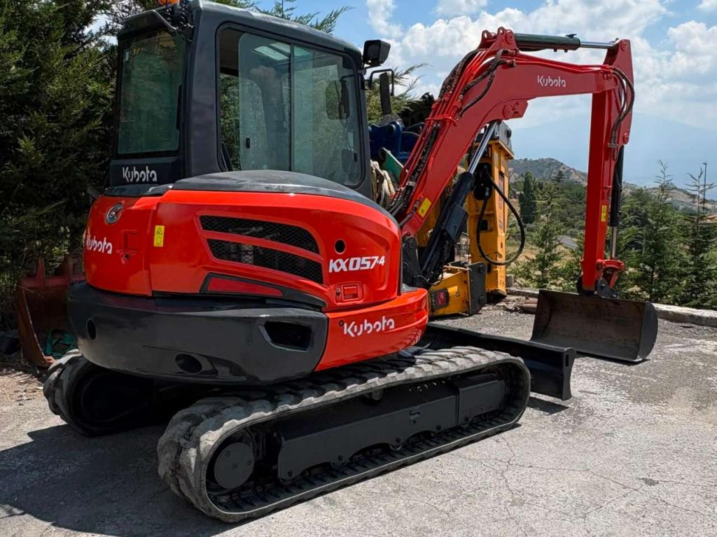 Kubota KX057-4 Photo 1